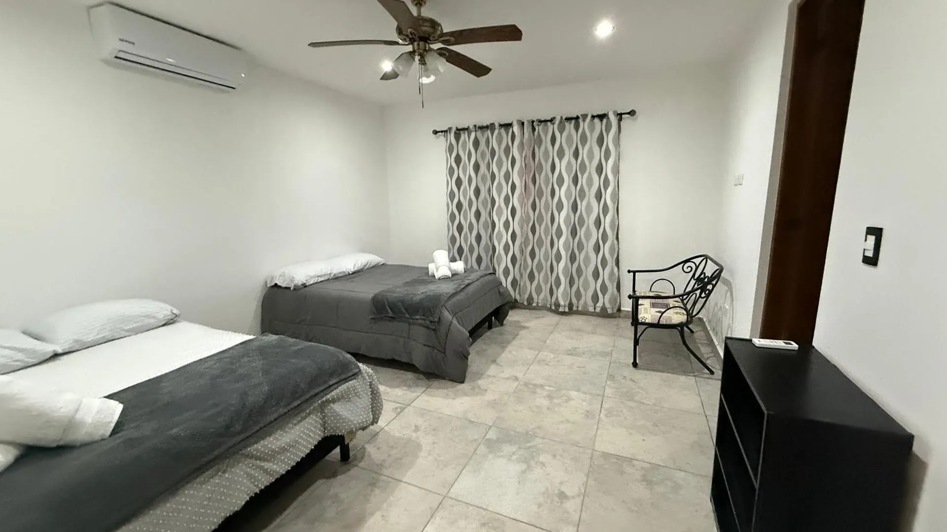 Homestay Casa Atelier Medellin Merida